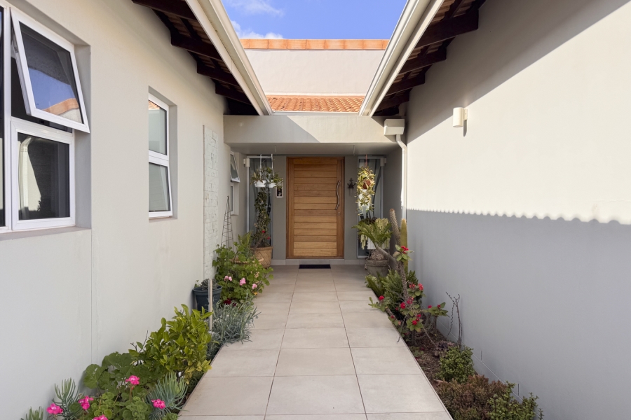 4 Bedroom Property for Sale in Langebaan Country Estate Western Cape